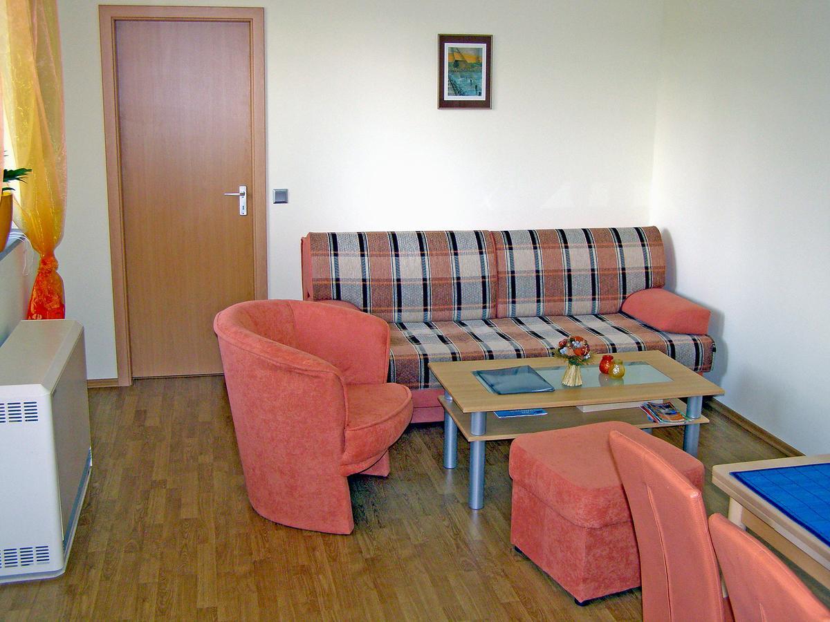 Holiday Home Goetheallee By Interhome 克拉科夫西 外观 照片